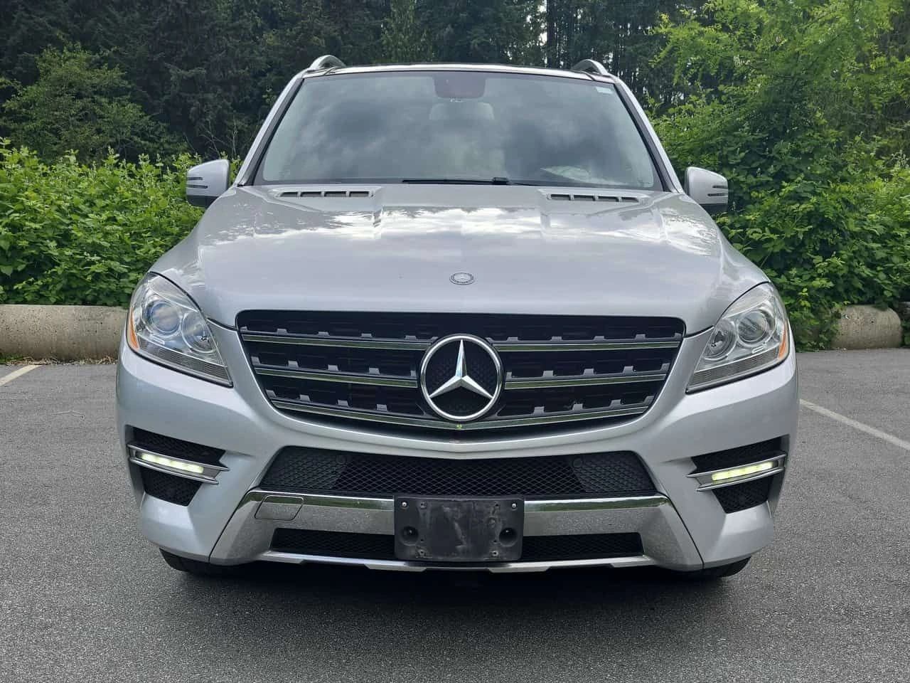 Mercedes-Benz ML 350 BlueTEC/ПОДГРЕВИ/ПАНОРАМА/АВТОФИНАНСИРАНЕ, снимка 2 - Автомобили и джипове - 54611782