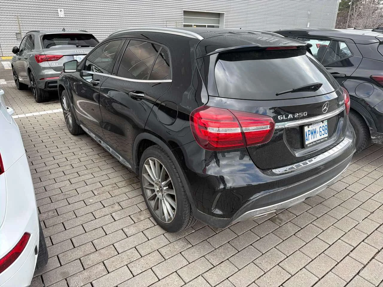 Mercedes-Benz GLA * 250 * АВТОКРЕДИТ * ПРЕДСТАВИТЕЛСТВО НА AUDI, снимка 3 - Автомобили и джипове - 54716446