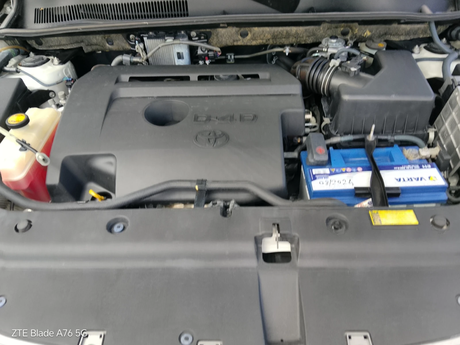 Toyota Rav4 2.2 D4D, снимка 6 - Автомобили и джипове - 55241794