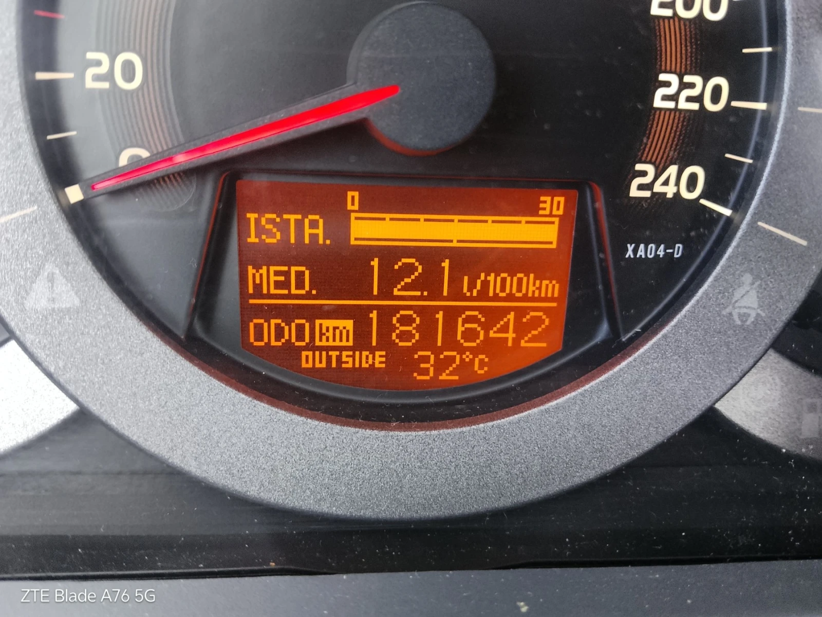 Toyota Rav4 2.2 D4D, снимка 8 - Автомобили и джипове - 55241794