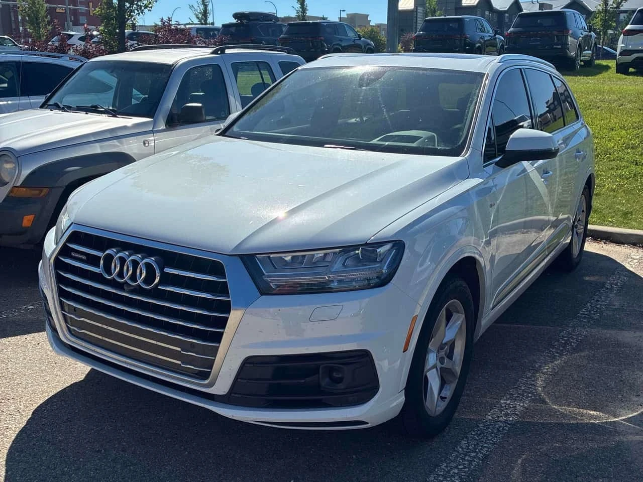 Audi Q7 3.0T Technik / B&O / LED / 360 / DIS / МАСАЖИ / 