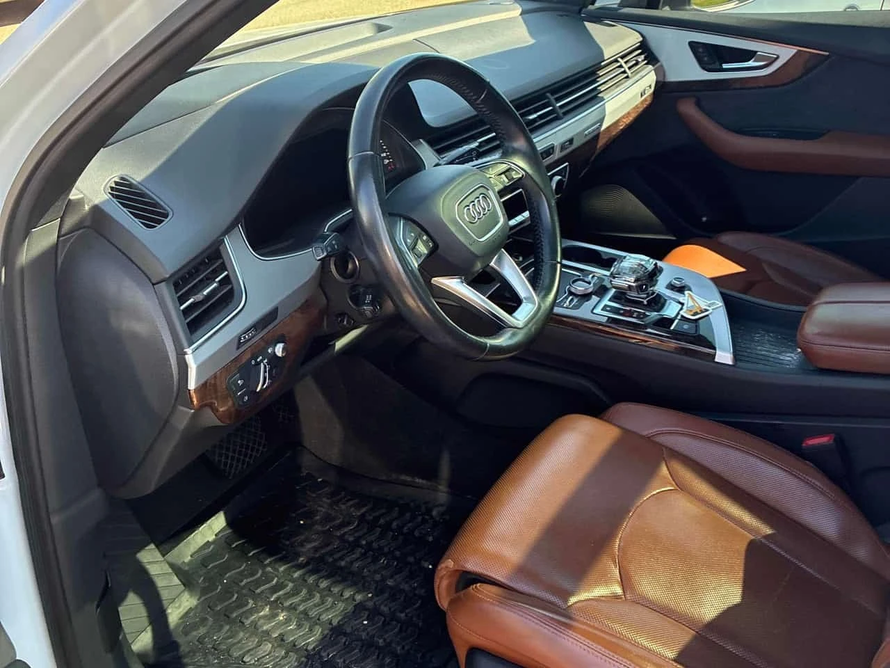 Audi Q7 3.0T Technik / B&O / LED / 360 / DIS / МАСАЖИ / , снимка 5 - Автомобили и джипове - 55735108