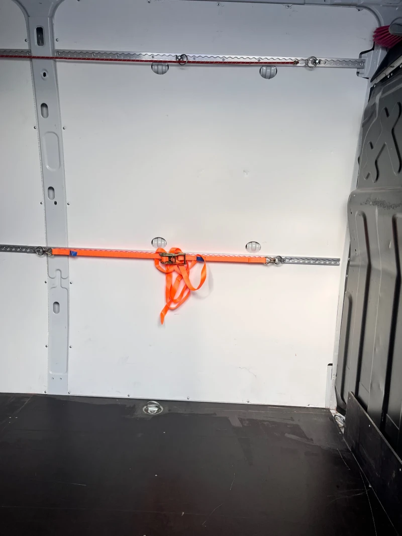 Iveco 35S18 Фургон, снимка 10 - Бусове и автобуси - 53526842