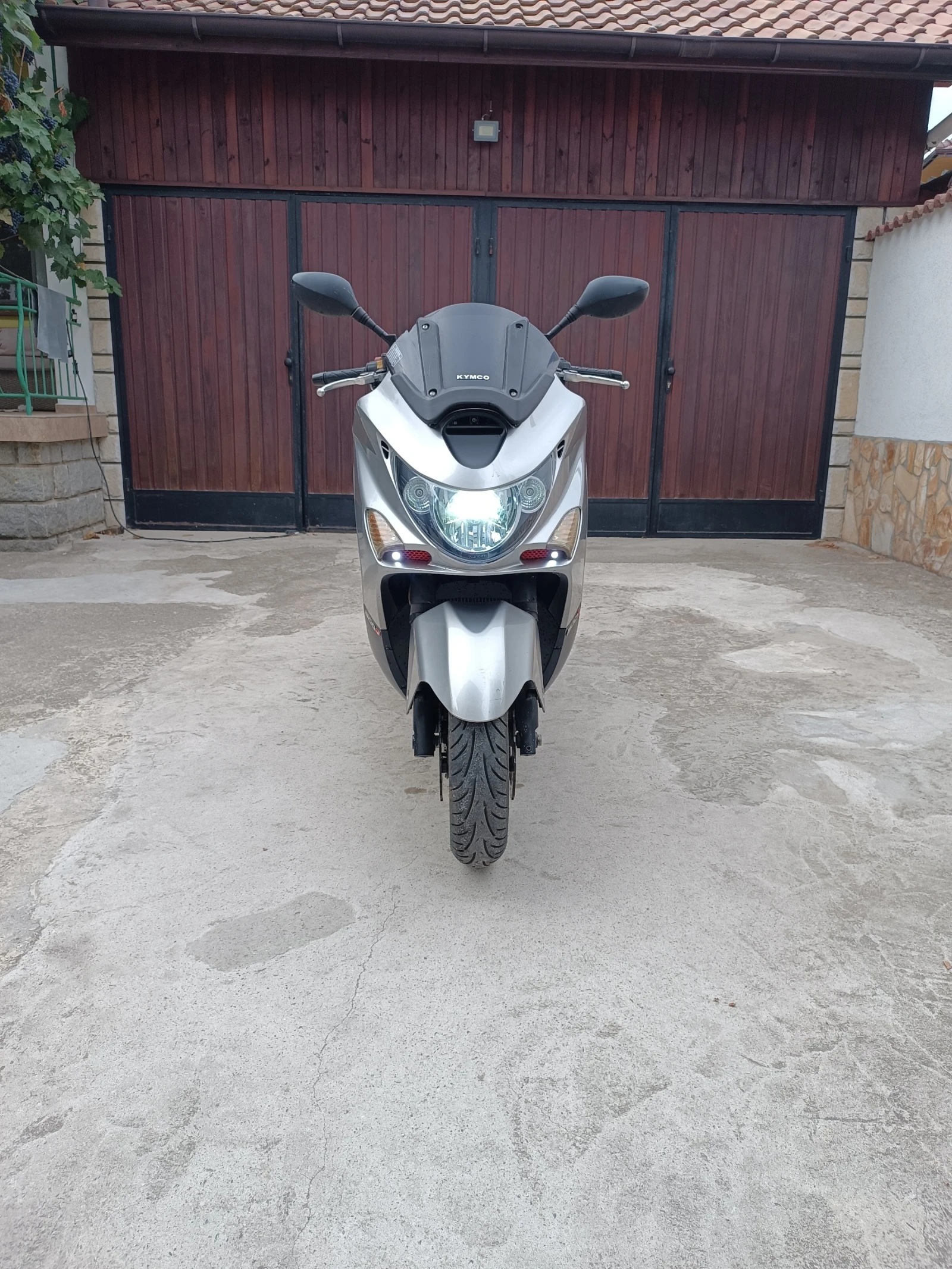 Kymco Xciting R 300, снимка 8 - Мотоциклети и мототехника - 54483547