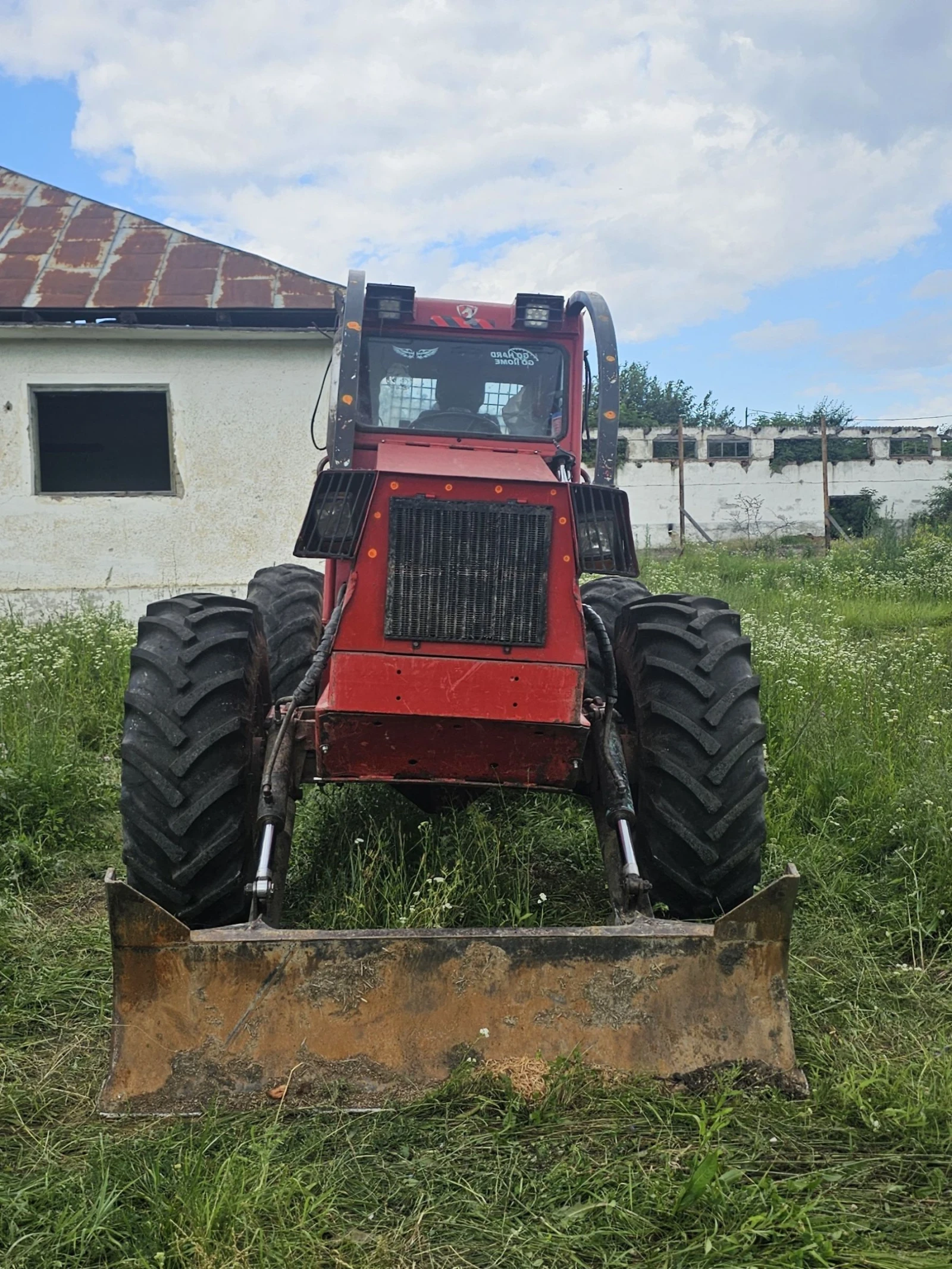 Специализирани машини Машини за дърводобив Taf Motor Man163 kc 