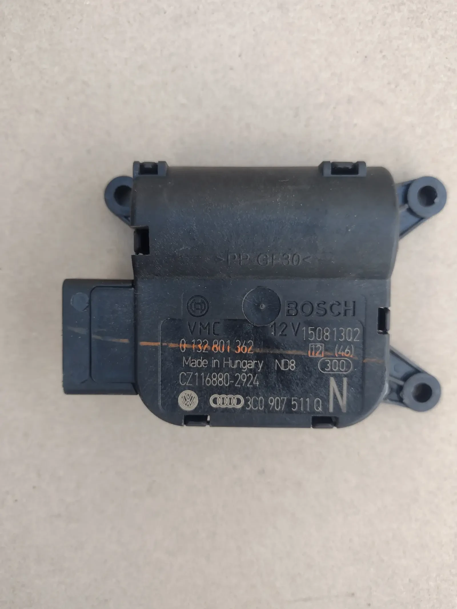 3C0907511Q    VW SKODA AUDI 0132801362 Bosch | Mobile.bg   1