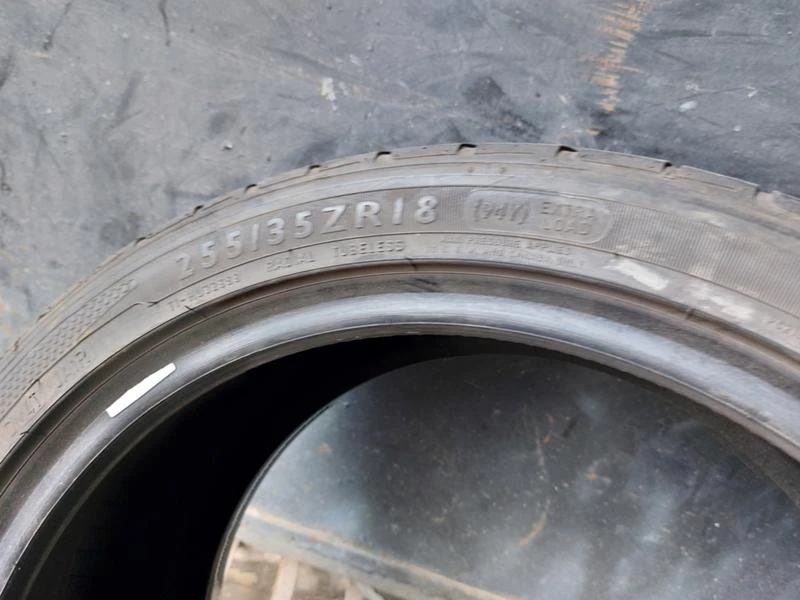 Гуми Летни 255/35R18, снимка 5 - Гуми и джанти - 37109972