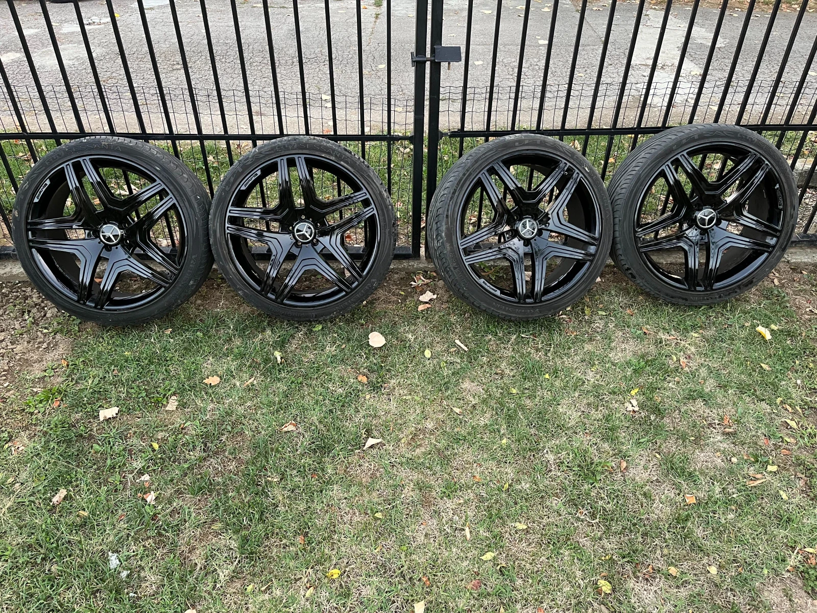    265/35R22 | Mobile.bg   1