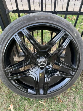    265/35R22 | Mobile.bg    5