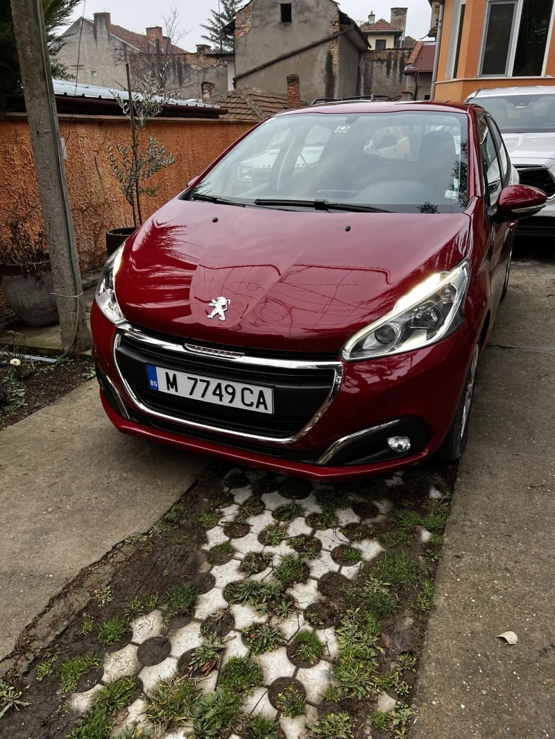 Peugeot 208 1.2 бензин , снимка 1 - Автомобили и джипове - 46719558