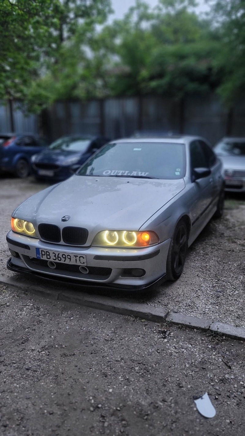 BMW 525, снимка 1 - Автомобили и джипове - 45494977