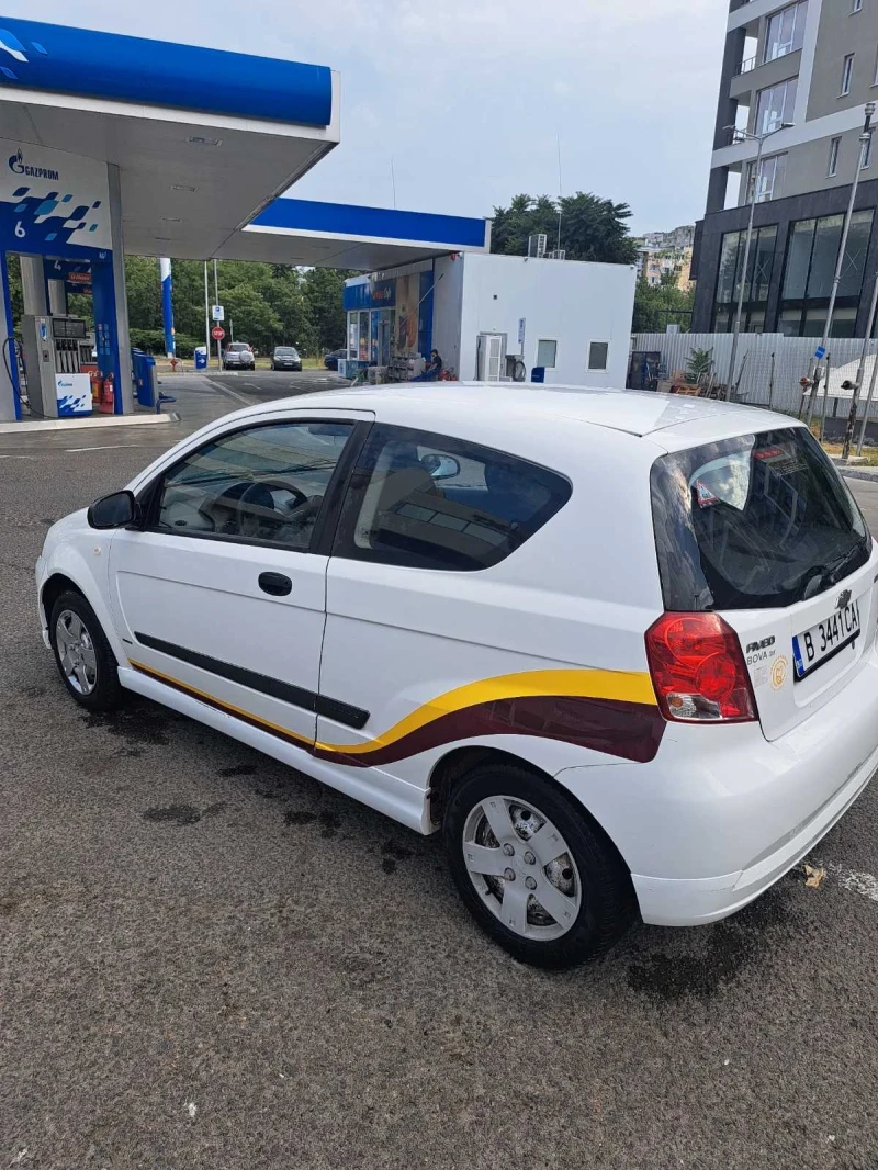 Chevrolet Aveo, снимка 4 - Автомобили и джипове - 47330047