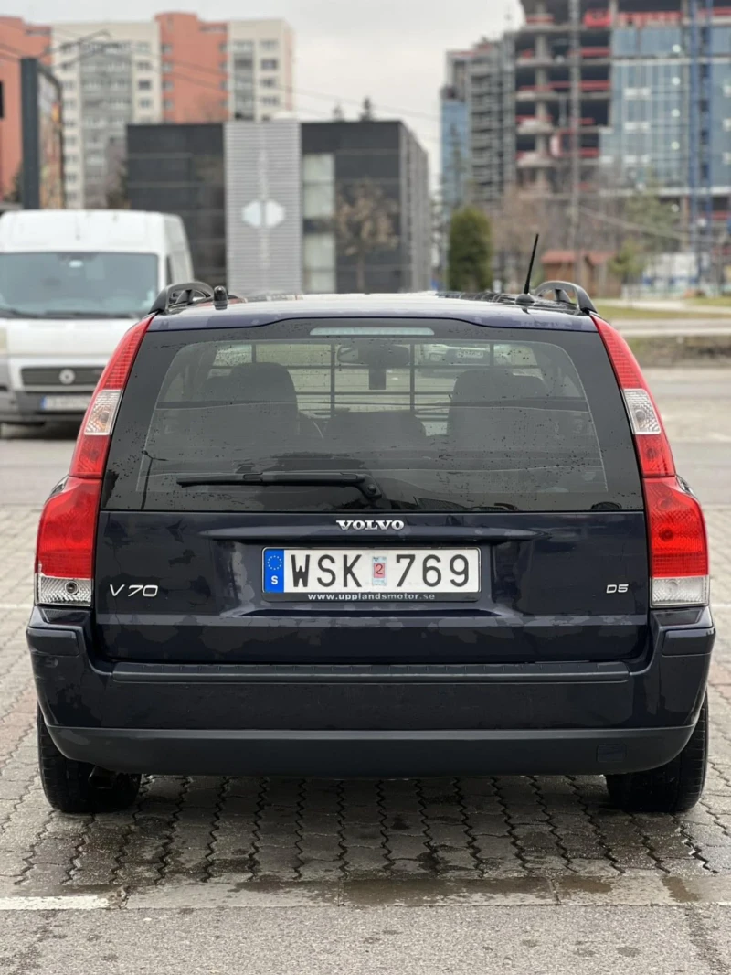 Volvo V70 2.4 D5, снимка 5 - Автомобили и джипове - 48307231