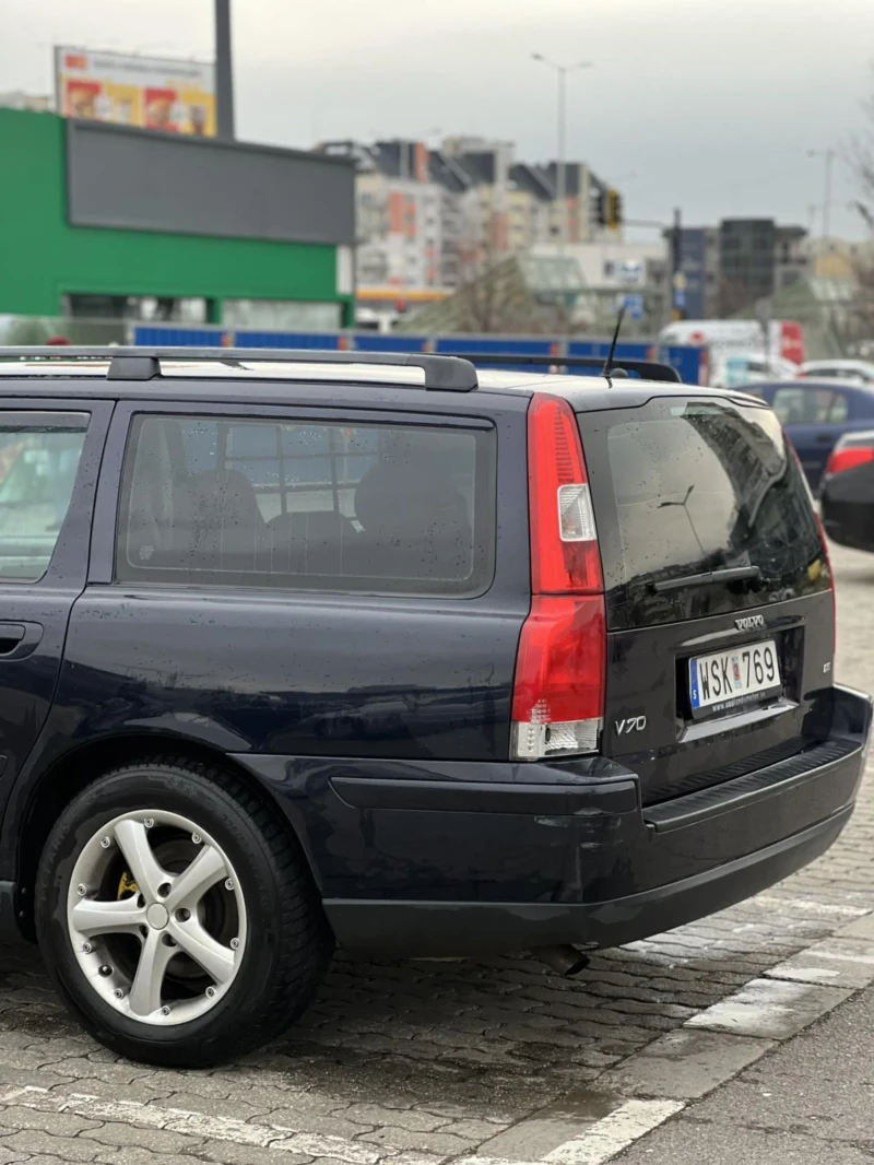 Volvo V70 2.4 D5, снимка 4 - Автомобили и джипове - 48307231