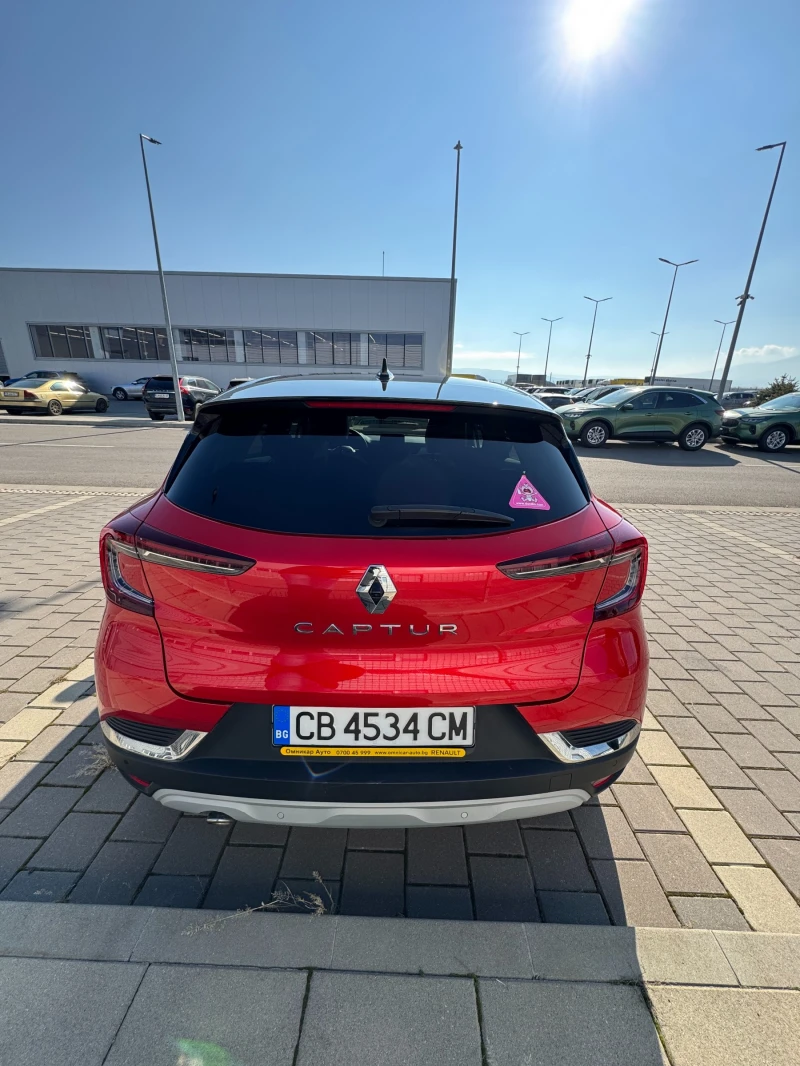 Renault Captur, снимка 8 - Автомобили и джипове - 48984851