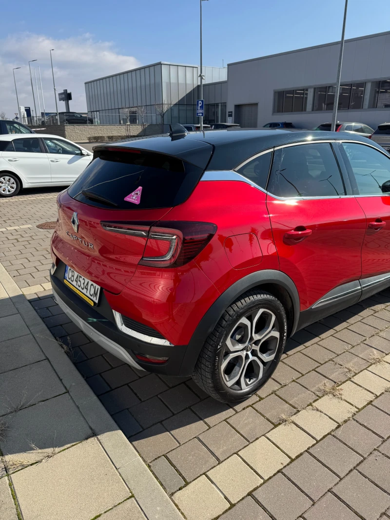 Renault Captur, снимка 6 - Автомобили и джипове - 48984851