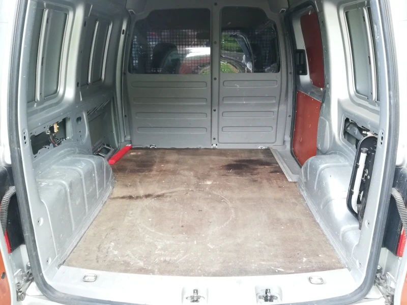 VW Caddy DSG АВТОМАТ КЛИМАТИК , снимка 13 - Автомобили и джипове - 50951159