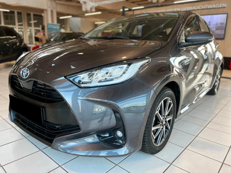 Toyota Yaris HYBRID* TEAM-D* DISTR* LED* KEYLESS* CARPLAY