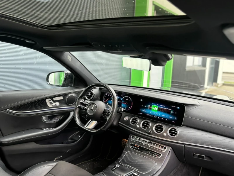 Mercedes-Benz E 220 ОЧАКВАН ВНОС Mercedes E220d FACELIFT 2021* AMG, снимка 8 - Автомобили и джипове - 53470529