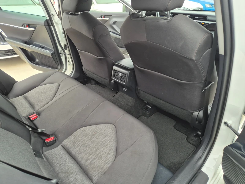 Toyota Camry  COMFORT 2.5 DUAL VVTI HYBRID, снимка 10 - Автомобили и джипове - 53510368