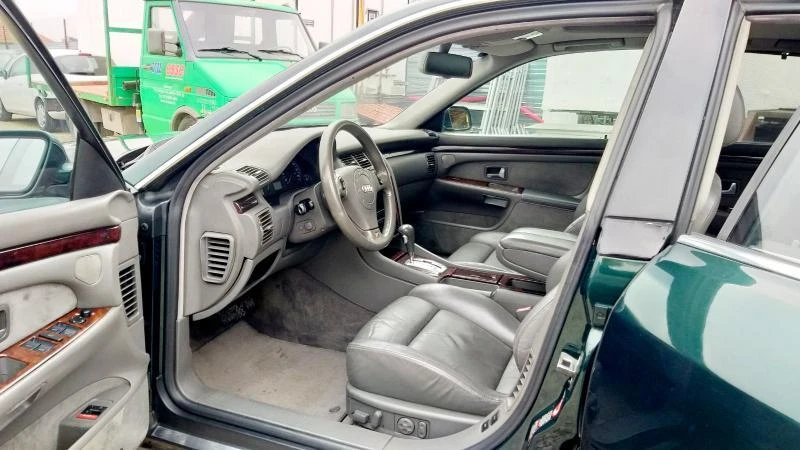 Audi A8 RECARO NOV VNOS GERMANY, снимка 11 - Автомобили и джипове - 45536458