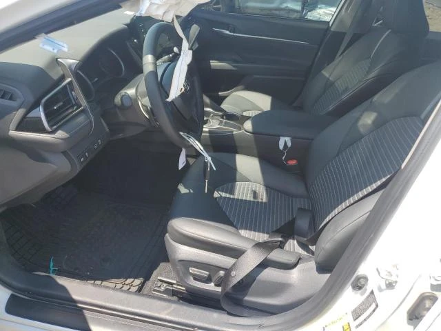 Toyota Camry SE NIGHT SHADE   - изображение 7