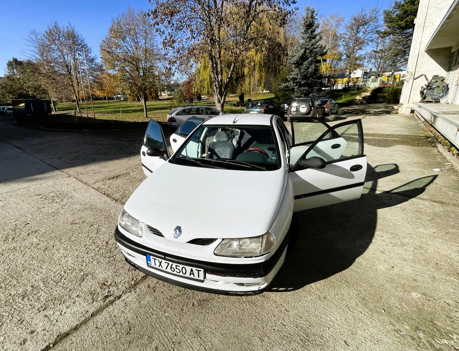 Renault Laguna  - изображение 8