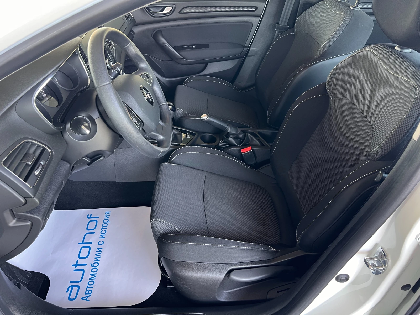 Renault Megane 1.5TDCI/95K.C./6MT - изображение 8
