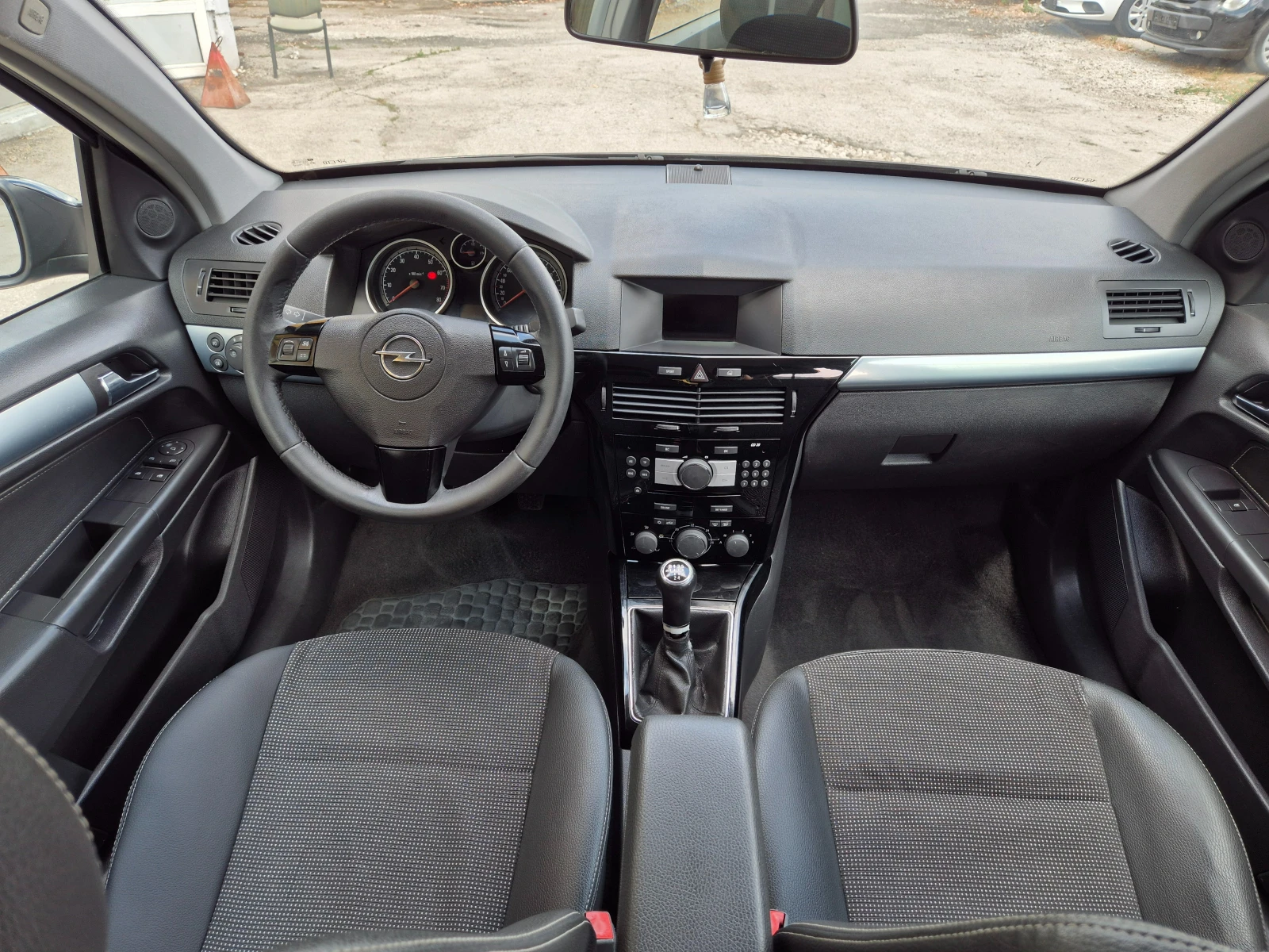 Opel Astra 1.6I KLIMA ITALY - изображение 9