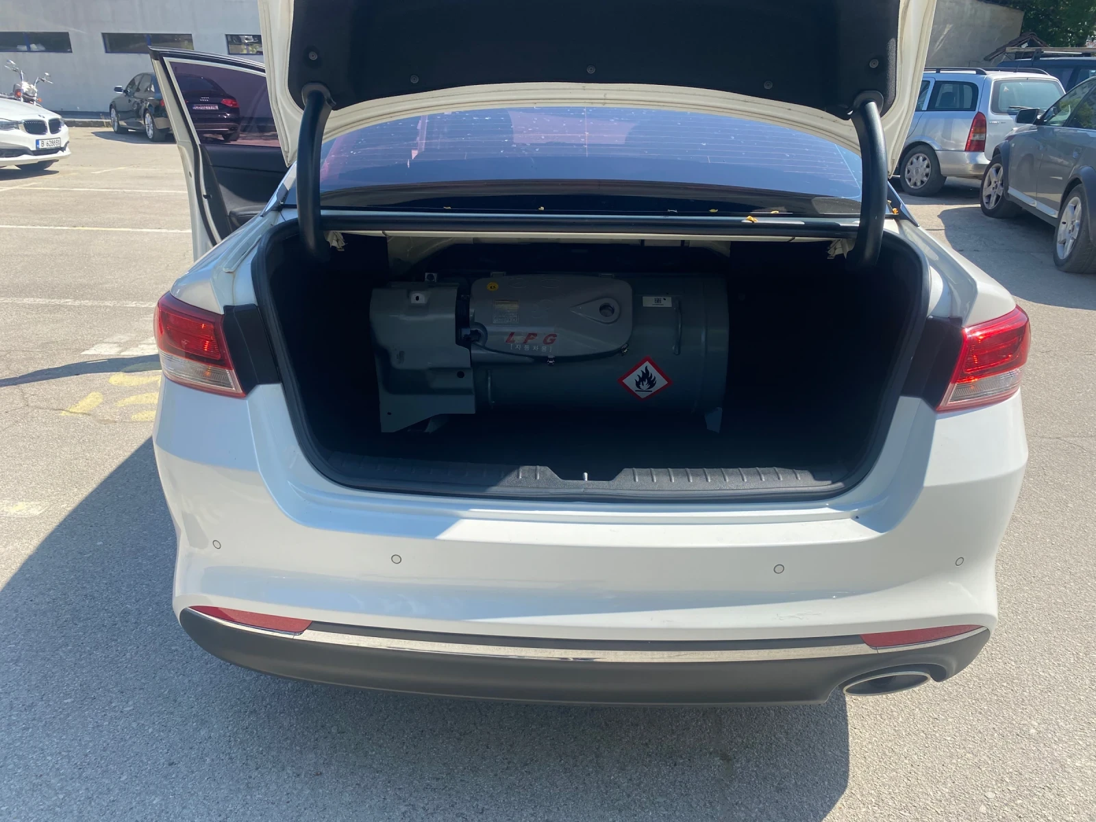 Kia K5 2.0 LPI Газ Течна фаза  - изображение 10