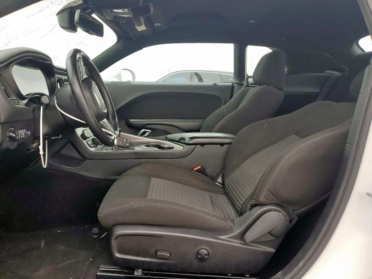 Dodge Challenger SXT* КЛИП НА МОТОР - изображение 7