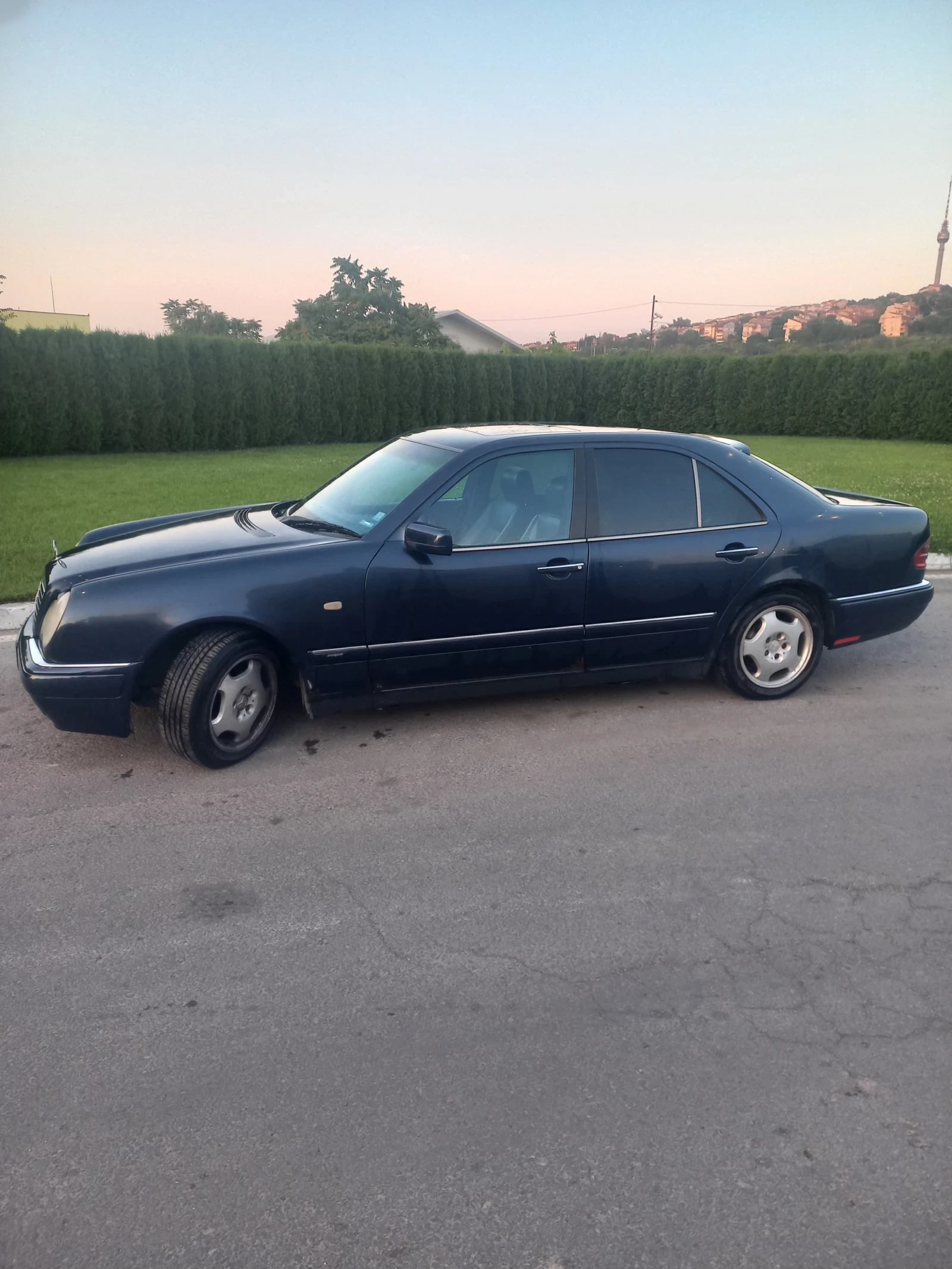 Mercedes-Benz E 200 2000 - изображение 5