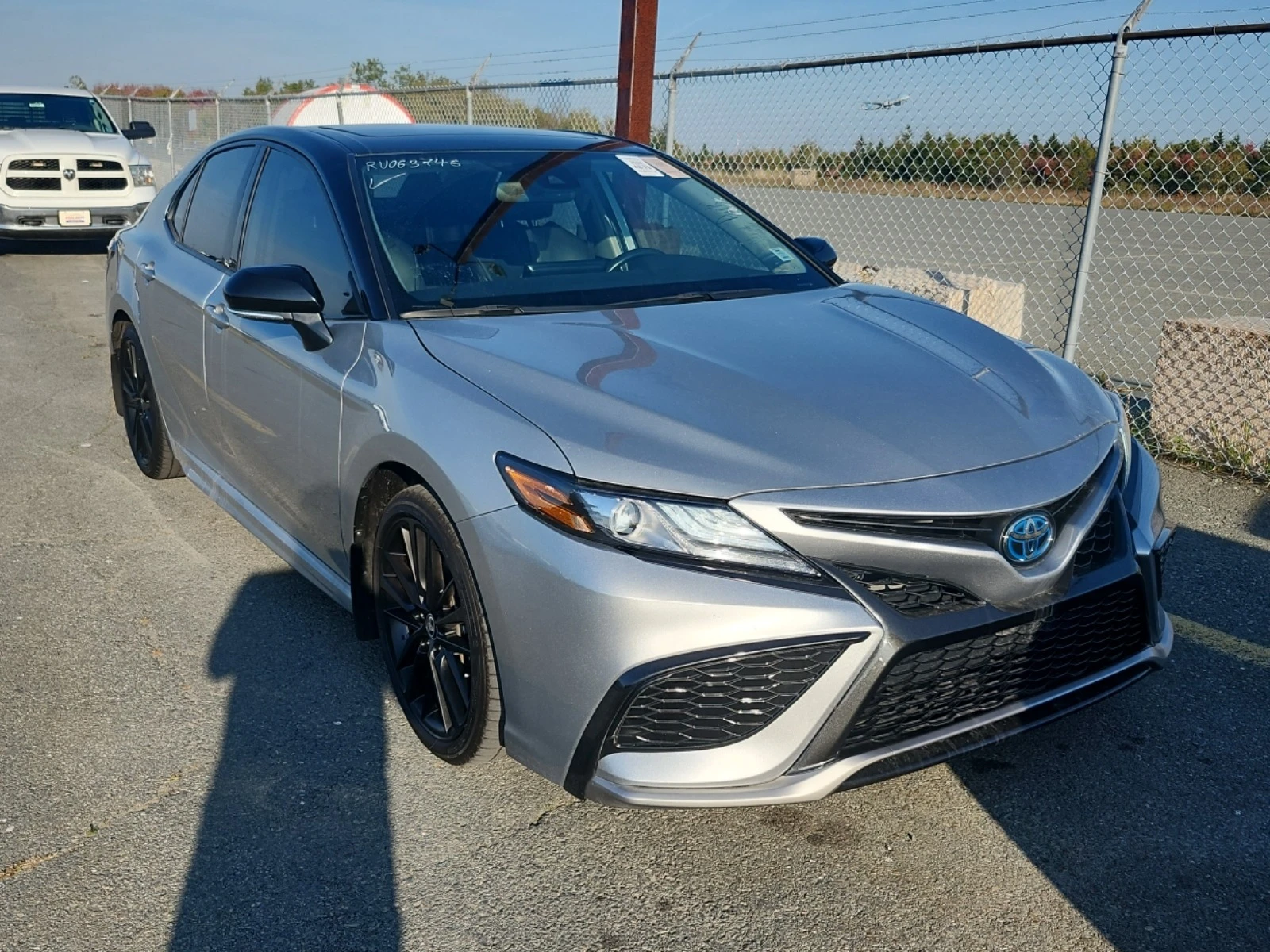Toyota Camry XSE HYBRID * * CARFAX * * АВТО КРЕДИТ * *  - изображение 2