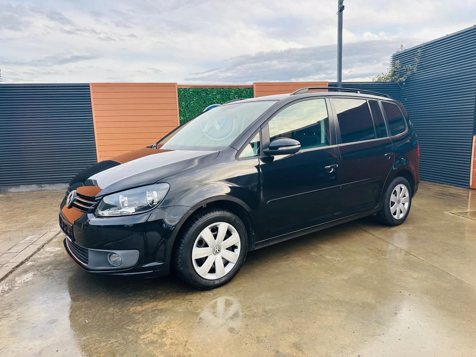 VW Touran 7-места/6-скорости/Автопилот - изображение 8