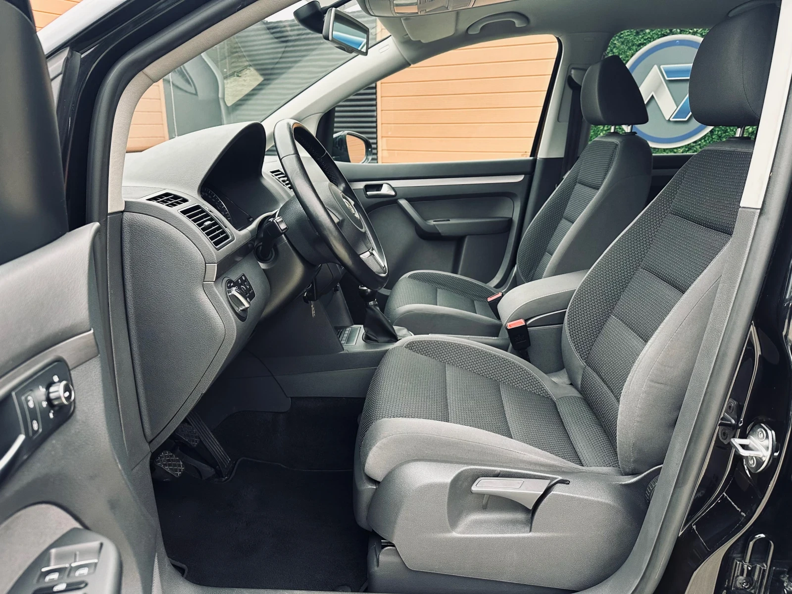 VW Touran 7-/6-/ | Mobile.bg   9