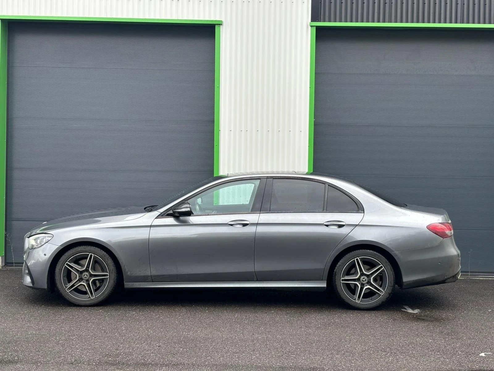 Mercedes-Benz E 220 ������� ���� Mercedes E220d FACELIFT 2021* AMG | Mobile.bg � ����������� 2