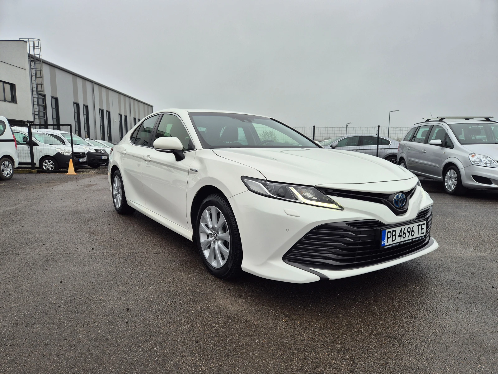 Toyota Camry  COMFORT 2.5 DUAL VVTI HYBRID - изображение 7