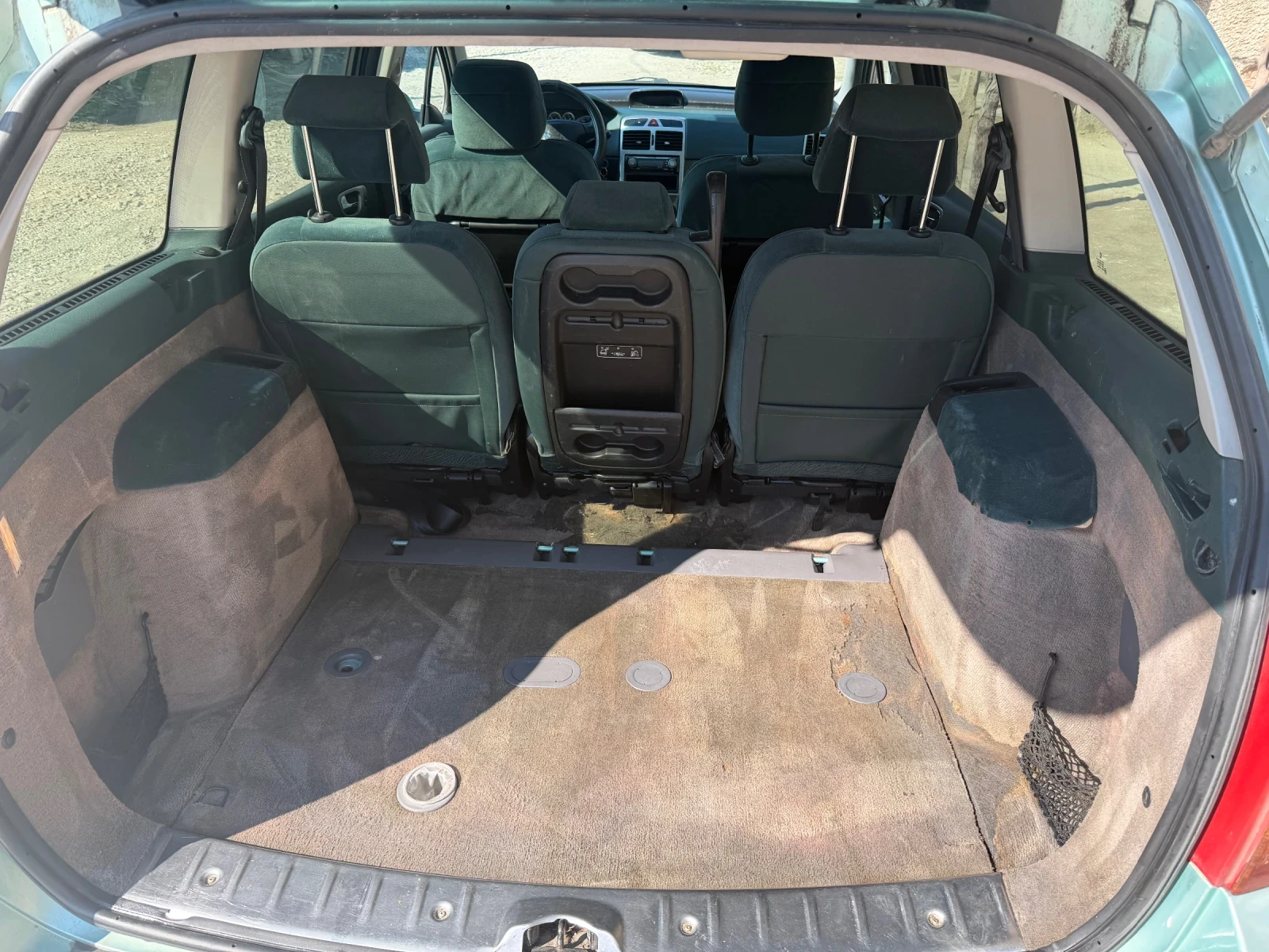 Peugeot 307 2.0 HDI, снимка 9 - Автомобили и джипове - 53732777