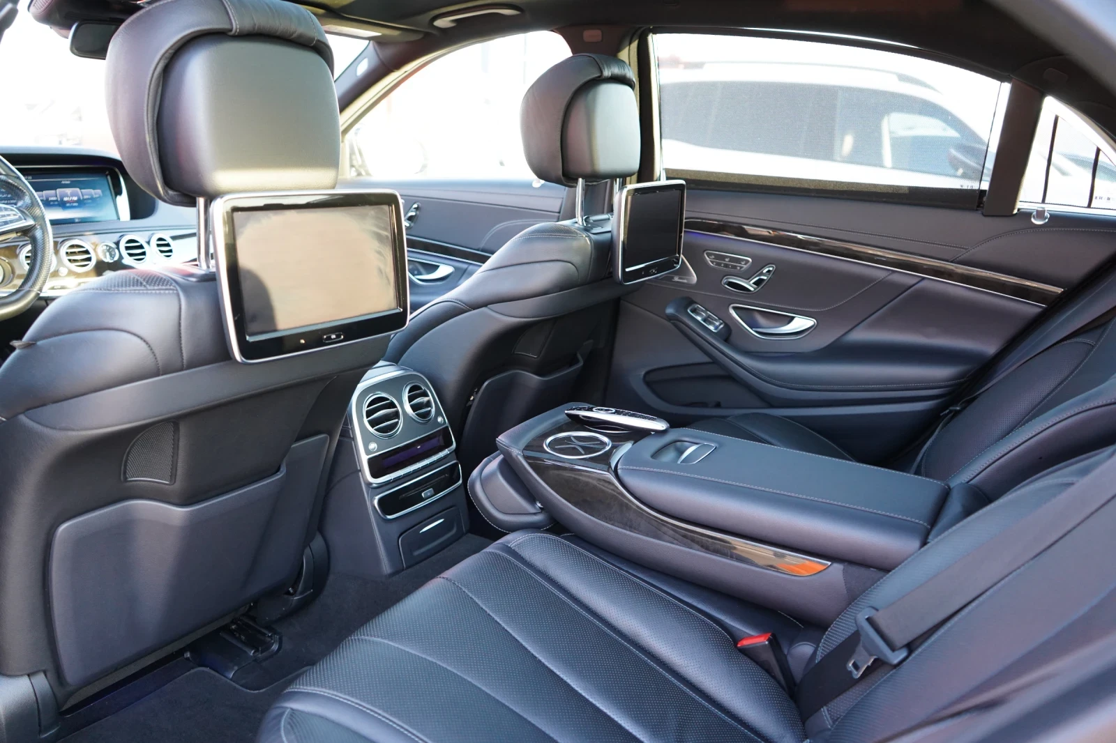 Mercedes-Benz S 350 d* AMG* LONG* BURM* HUD* KEYLESS* 360 CAM* DISTR* , снимка 14 - Автомобили и джипове - 53815802