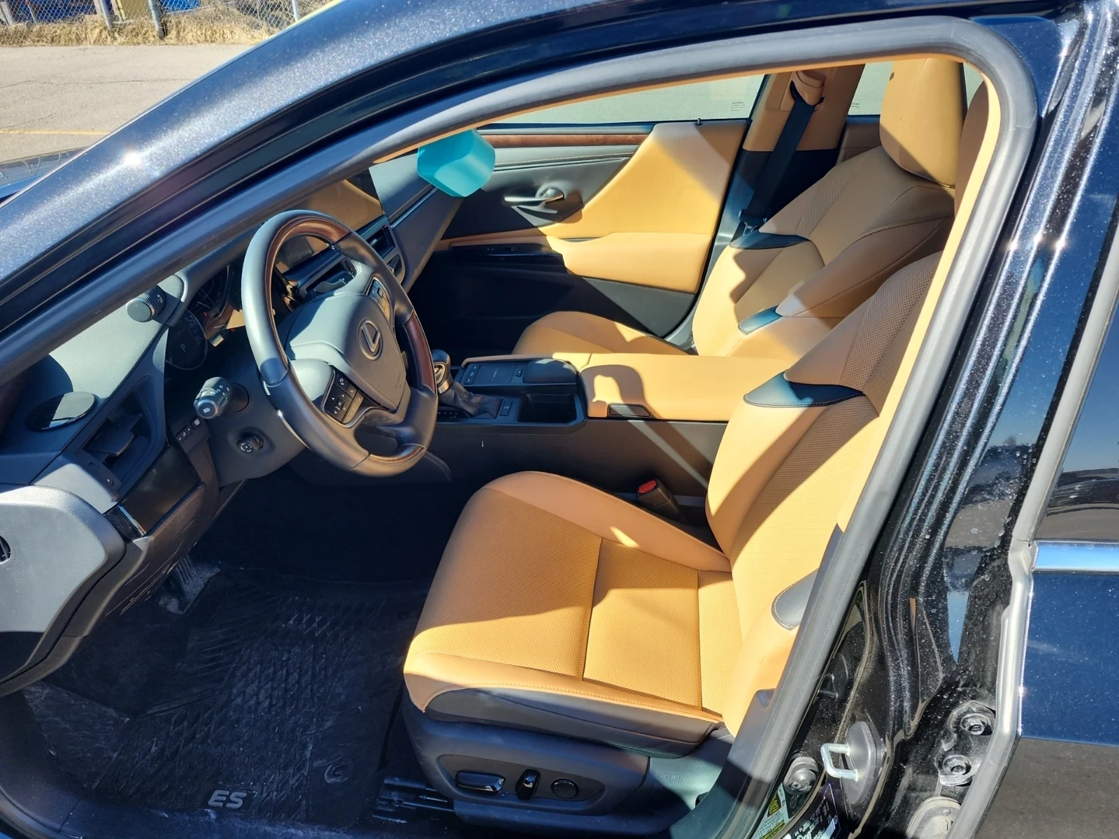 Lexus ES 350 FWD/Подгрев/Обдухване/Парктроници/Без Инцидент/, снимка 5 - Автомобили и джипове - 54005383