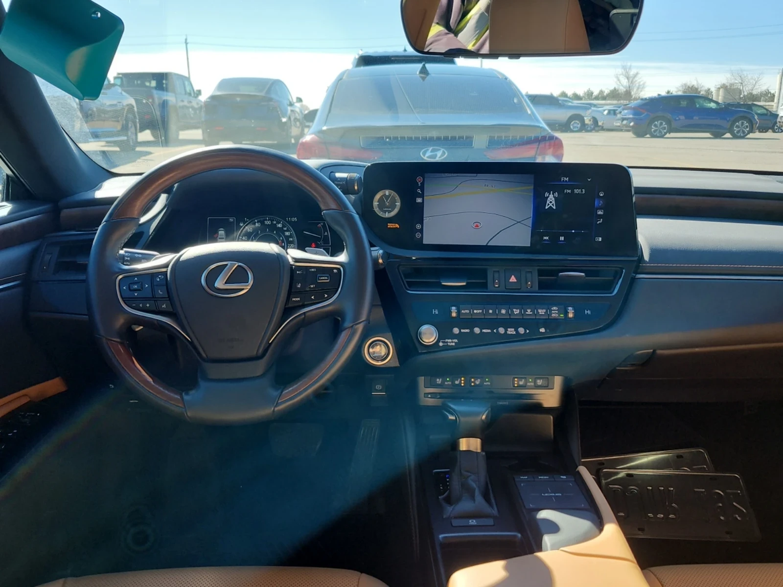 Lexus ES 350 FWD/Подгрев/Обдухване/Парктроници/Без Инцидент/, снимка 6 - Автомобили и джипове - 54005383