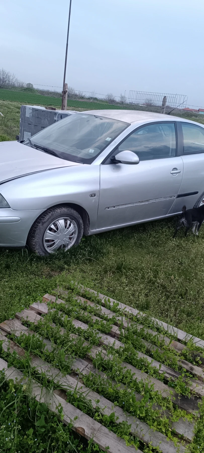 Seat Ibiza, снимка 3 - Автомобили и джипове - 54013023