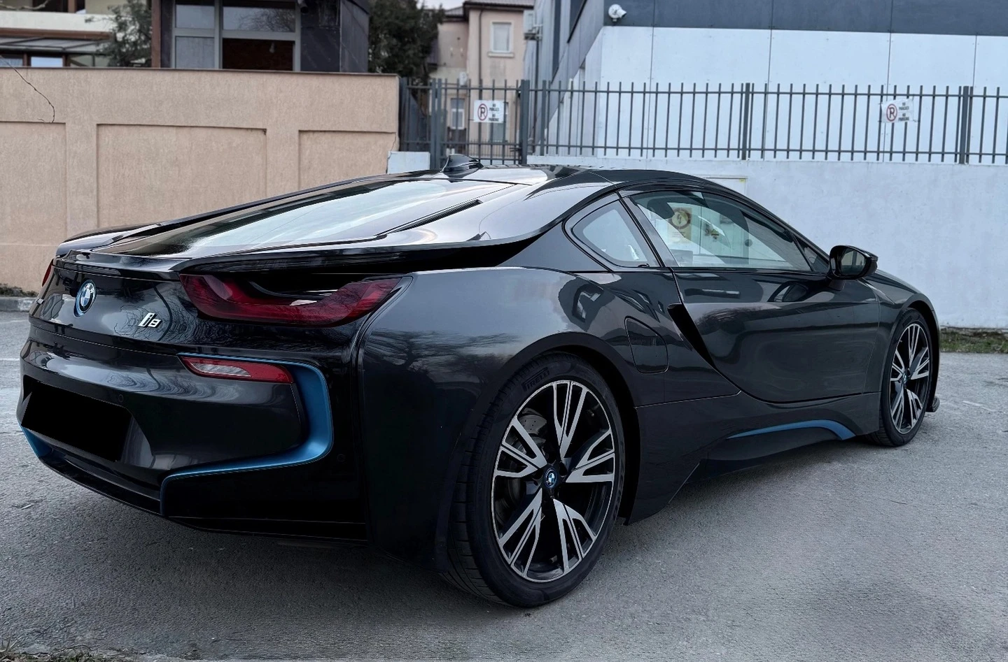 BMW i8 xDrive Coupe | Mobile.bg � ����������� 2