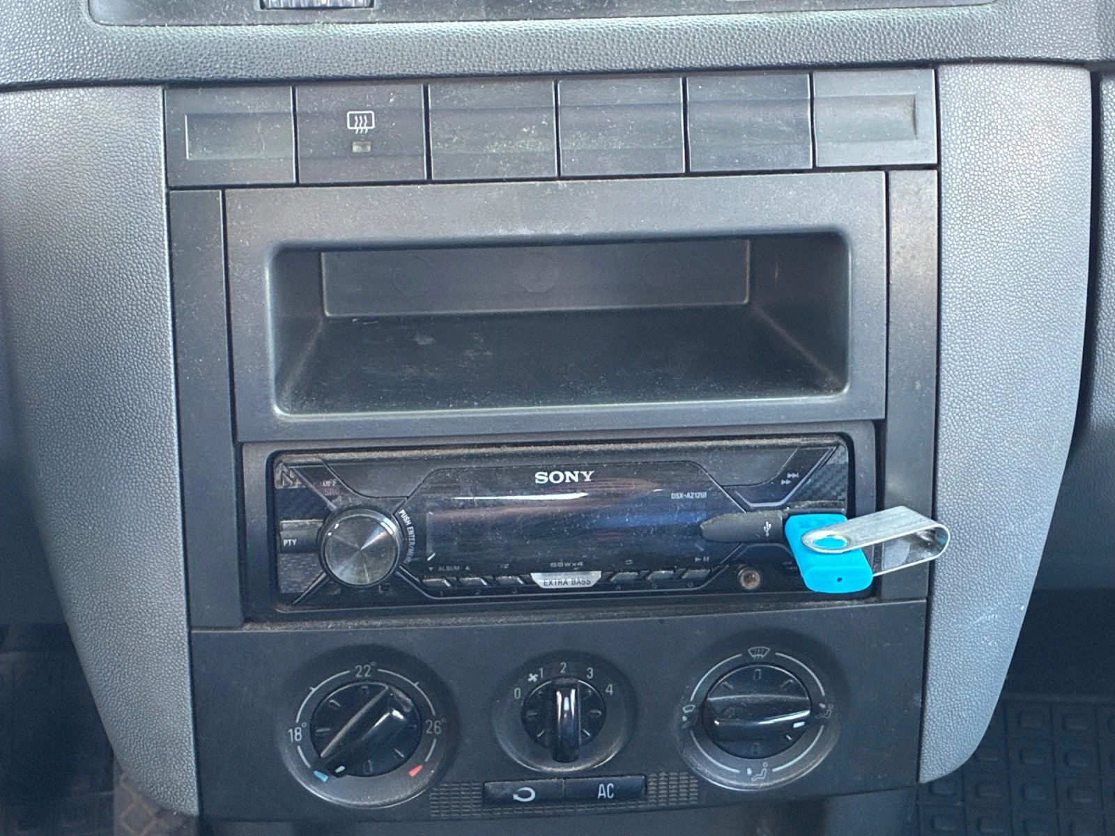 Skoda Fabia, снимка 7 - Автомобили и джипове - 54341674