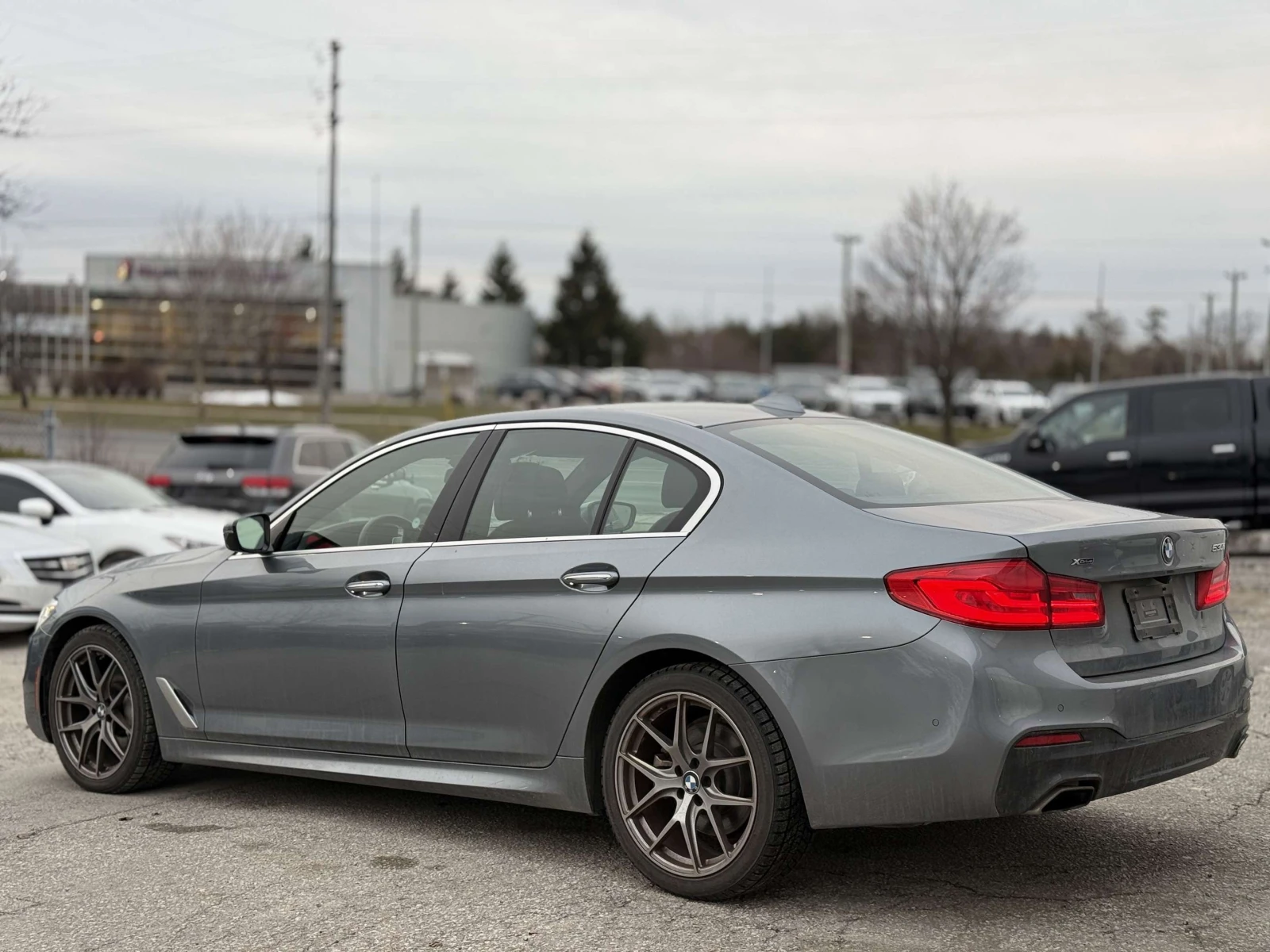 BMW 530 530i xDrive | ВСИЧКИ ЕКСТРИ ЗА МОДЕЛА, ЦЕНА ДО БГ, снимка 3 - Автомобили и джипове - 54820779