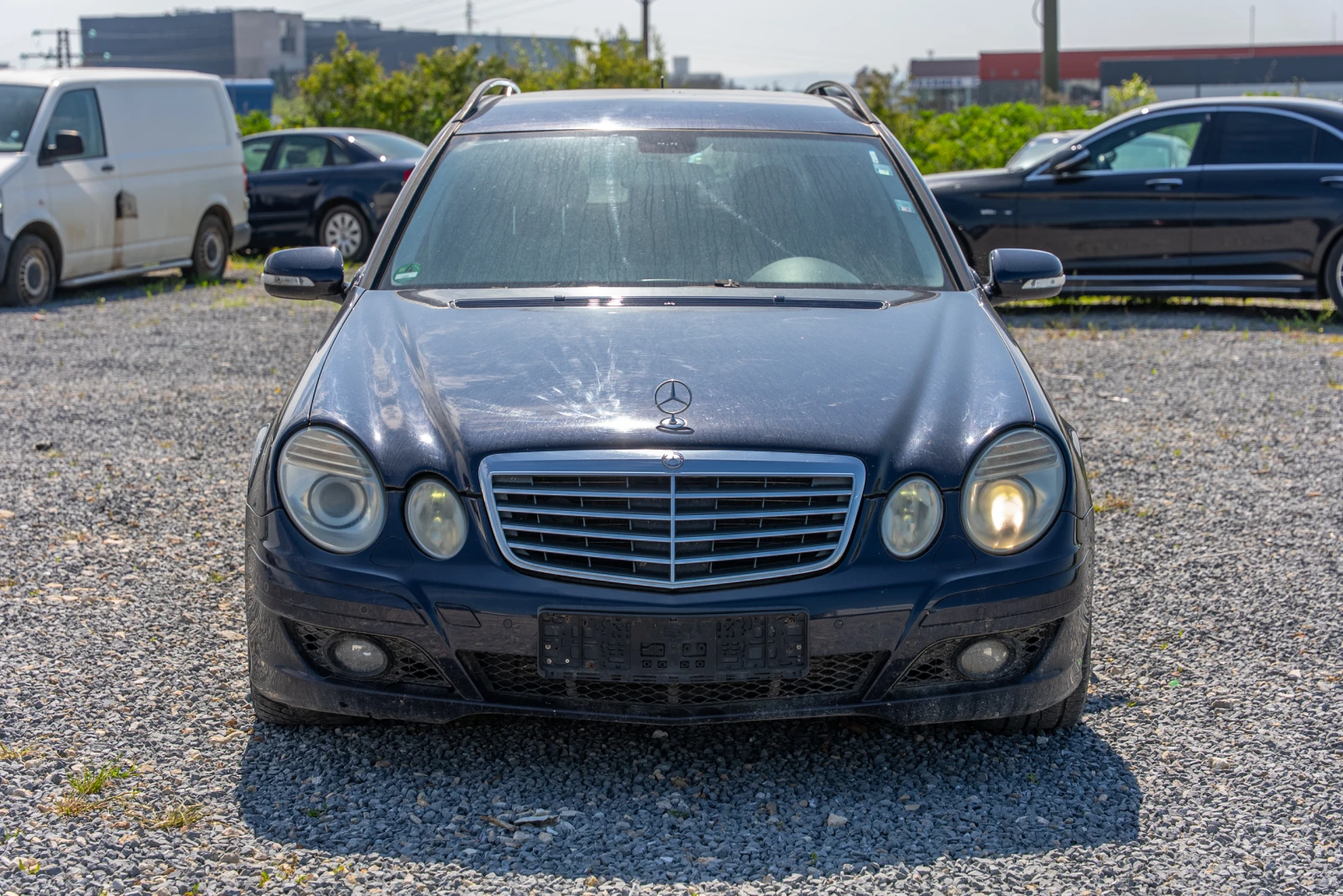 Mercedes-Benz E 280 CDI, снимка 4 - Автомобили и джипове - 55403221