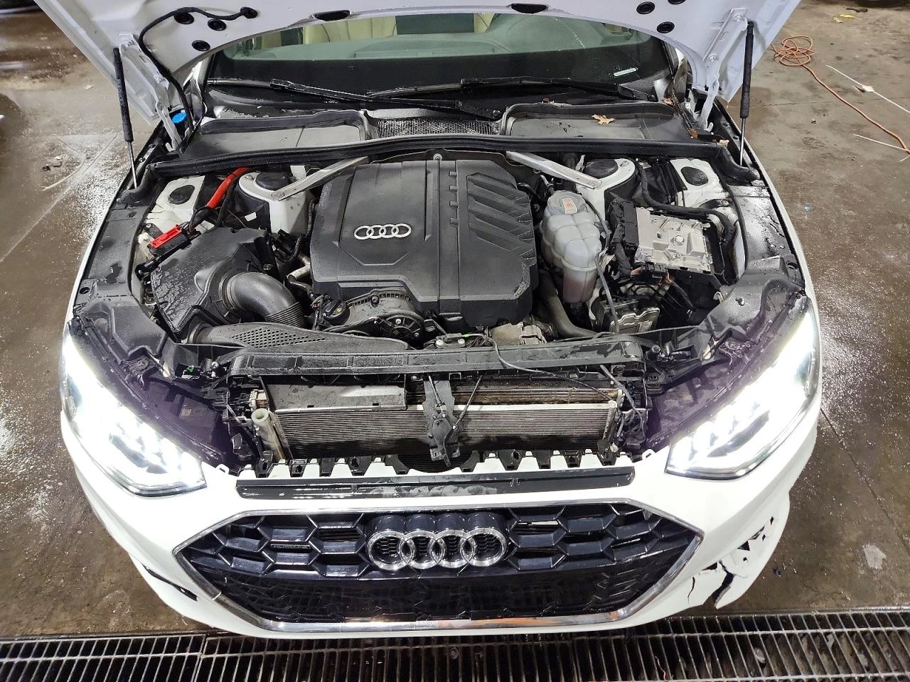 Audi A4 2.0l Premium Plus 45, снимка 11 - Автомобили и джипове - 56086039