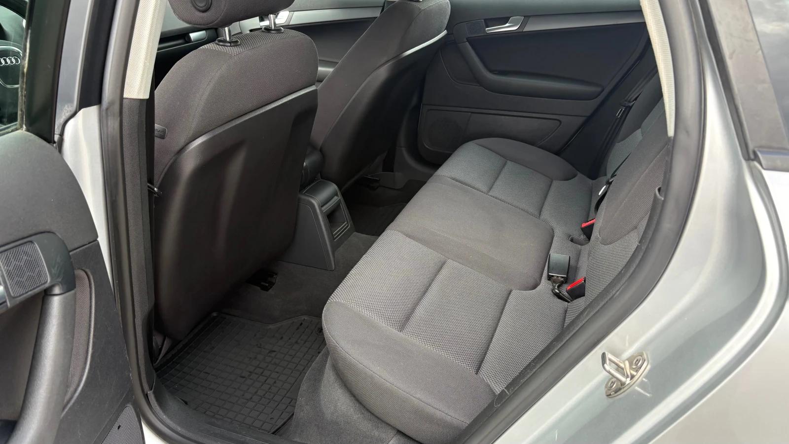 Audi A3 1.9tdi-FACELIFT, снимка 14 - Автомобили и джипове - 56234826