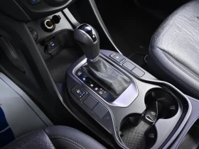 Hyundai Santa fe 2.0 2Wd Premium, снимка 17