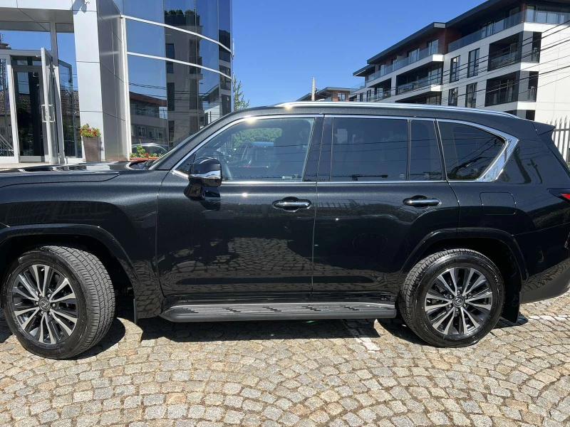 Lexus LX 600, снимка 3 - Автомобили и джипове - 49158222